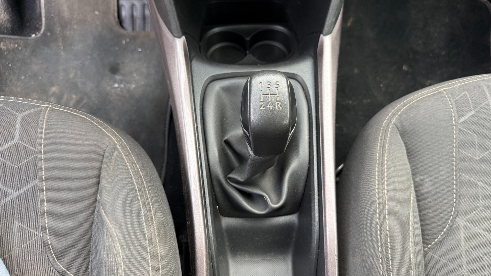 
								Peugeot 3008 2016 full									