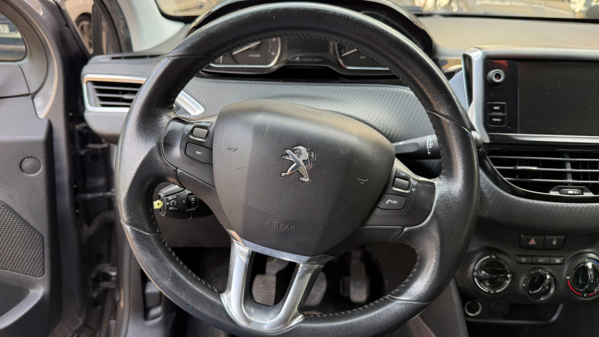 
								Peugeot 3008 2016 full									