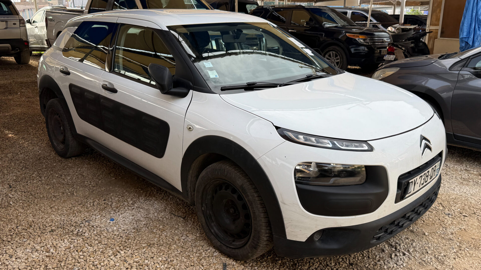 
								Citroën C4 Cactus 2016 full									