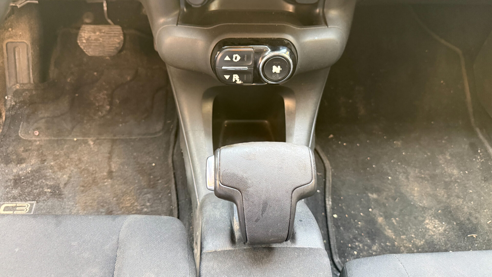 
								Citroën C4 Cactus 2016 full									